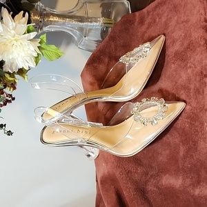 Gianni Bini Clear pointed heels. Style Vivyee